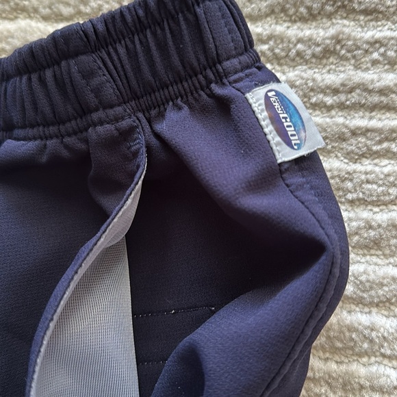 Kids Size Yonex short pants - Picture 3 of 7